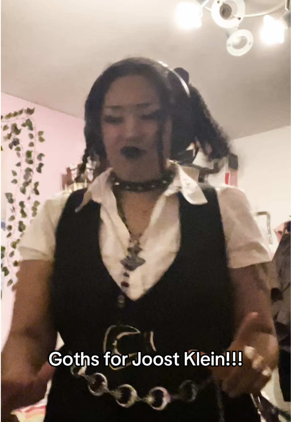 @Jenny Ghoul 👻🖤