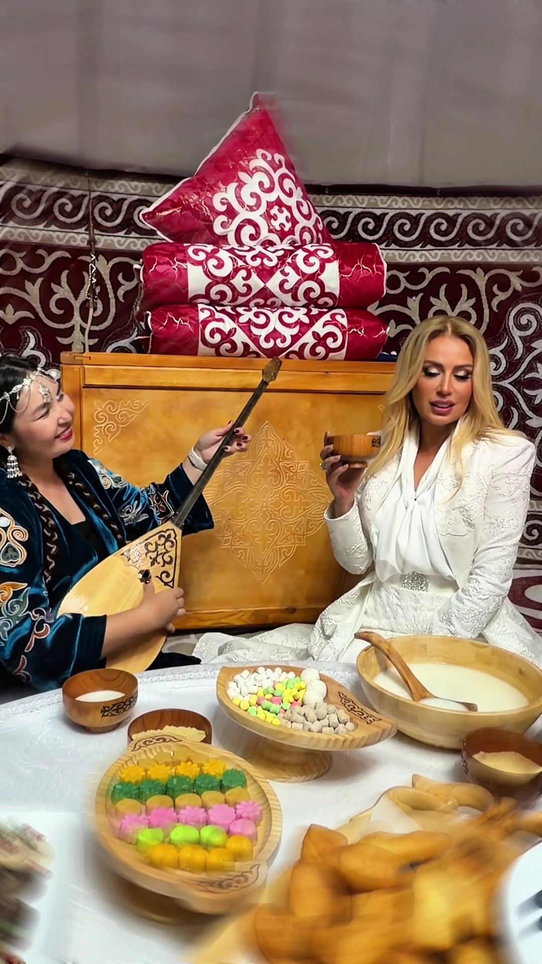 @Roza Zərgərli