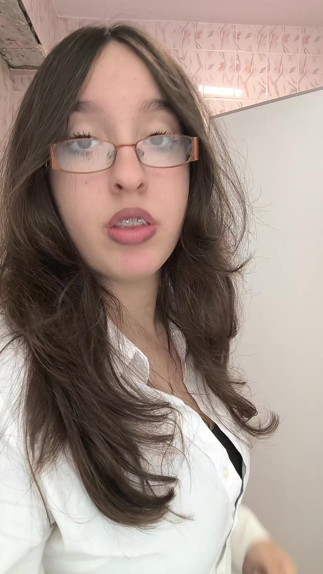 @кица