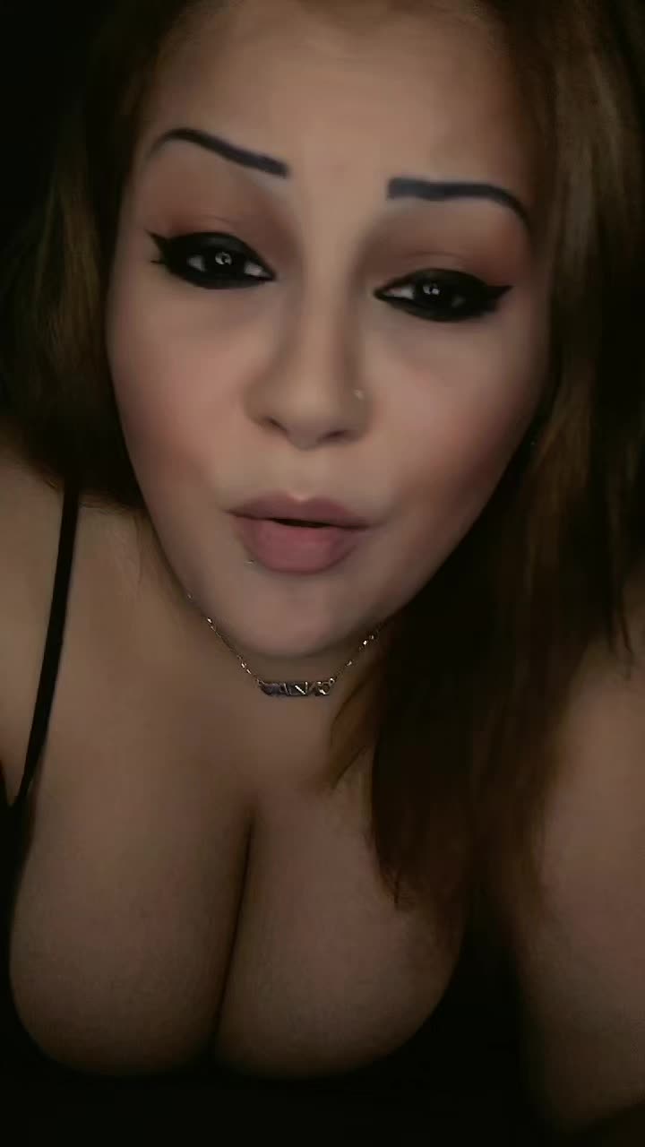 @ℭ𝔦𝔫𝔷𝔦𝔞𝔏𝔞𝔇𝔦𝔳𝔞