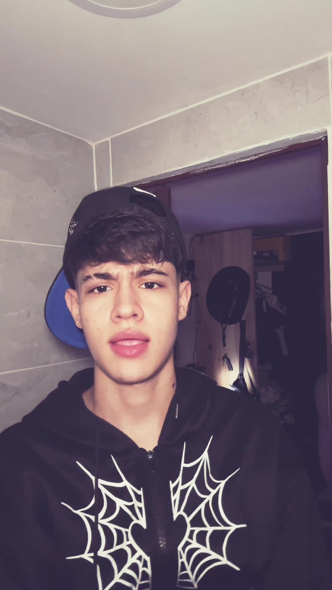 @Santi🕸️