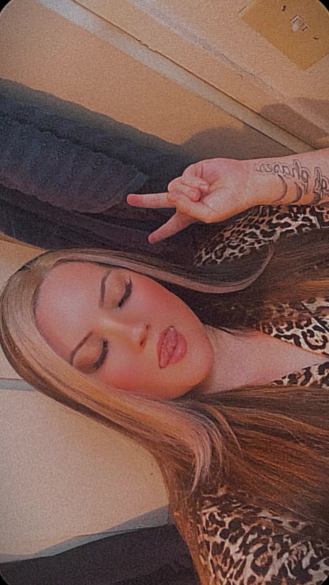 @𝓣𝓸𝓻𝓲𝓲𝓲𝓲𝓲🖤