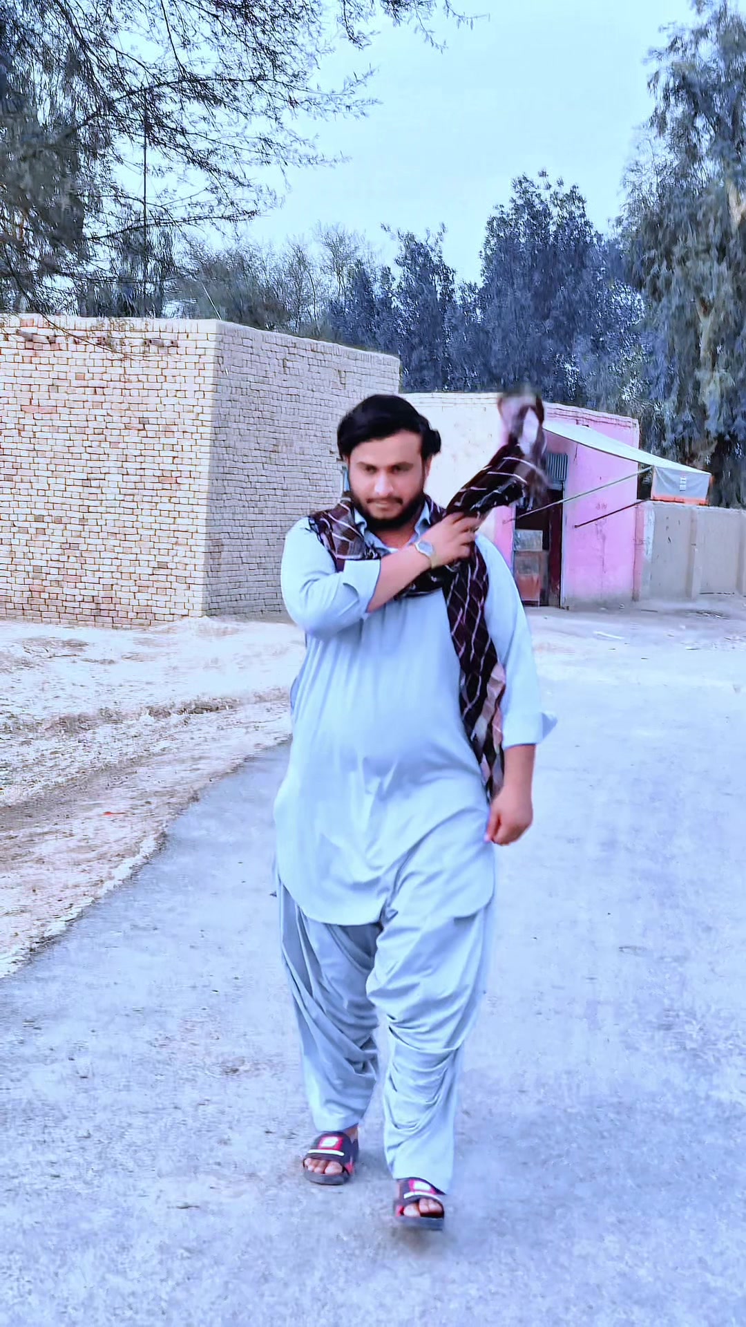 @Shahzad_dgk🇵🇰👈