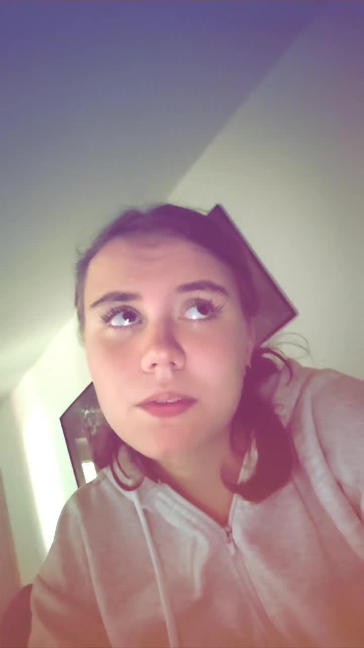 @𝐌𝐚𝐫𝐢𝐞✞