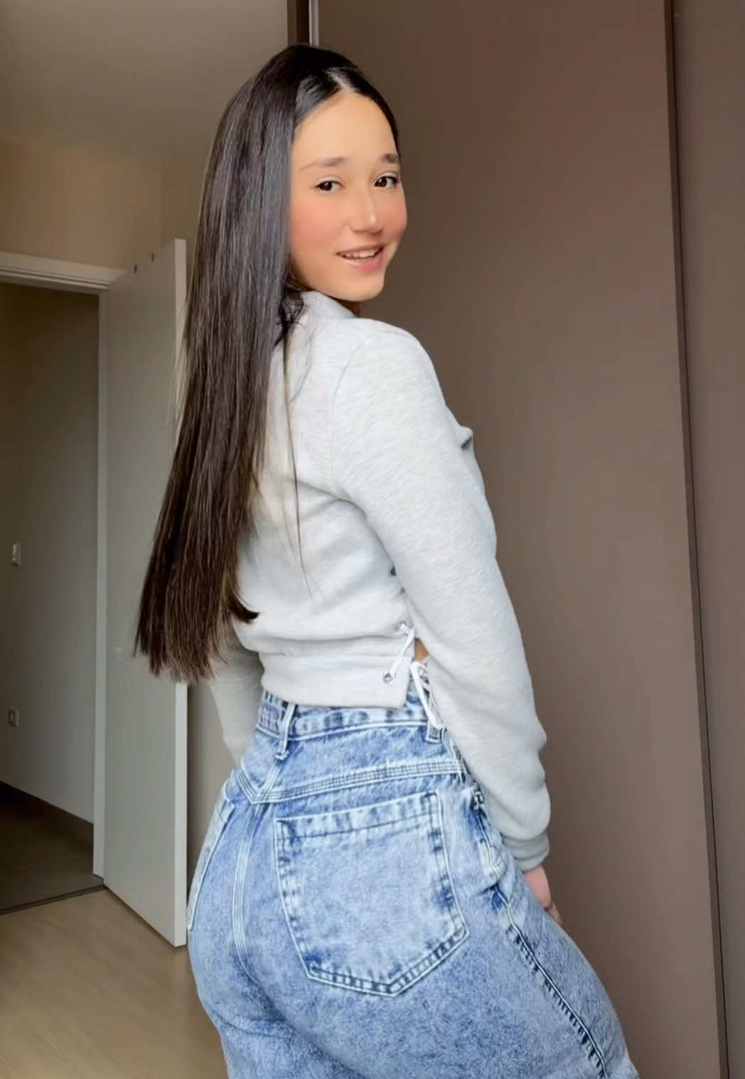@iris_nanda