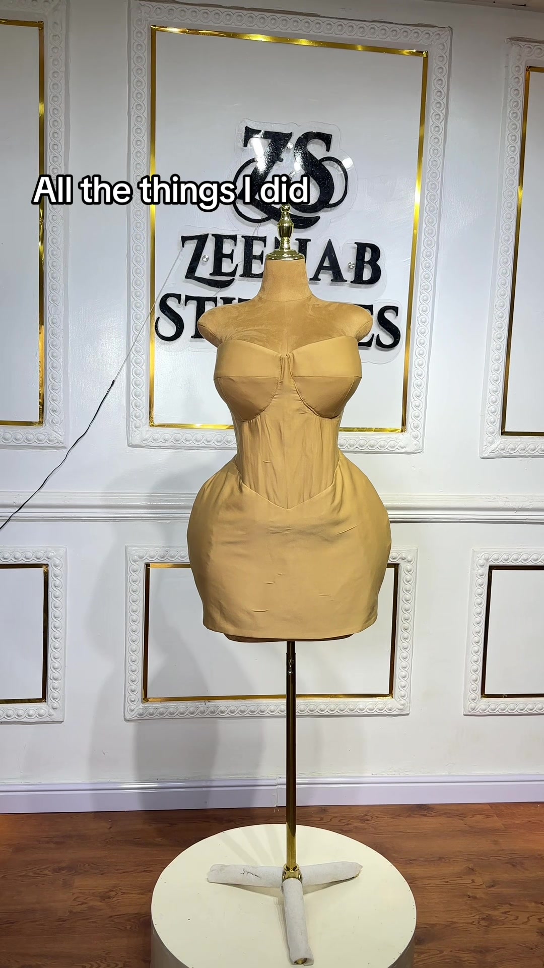 @~zeenab stitches ✂️