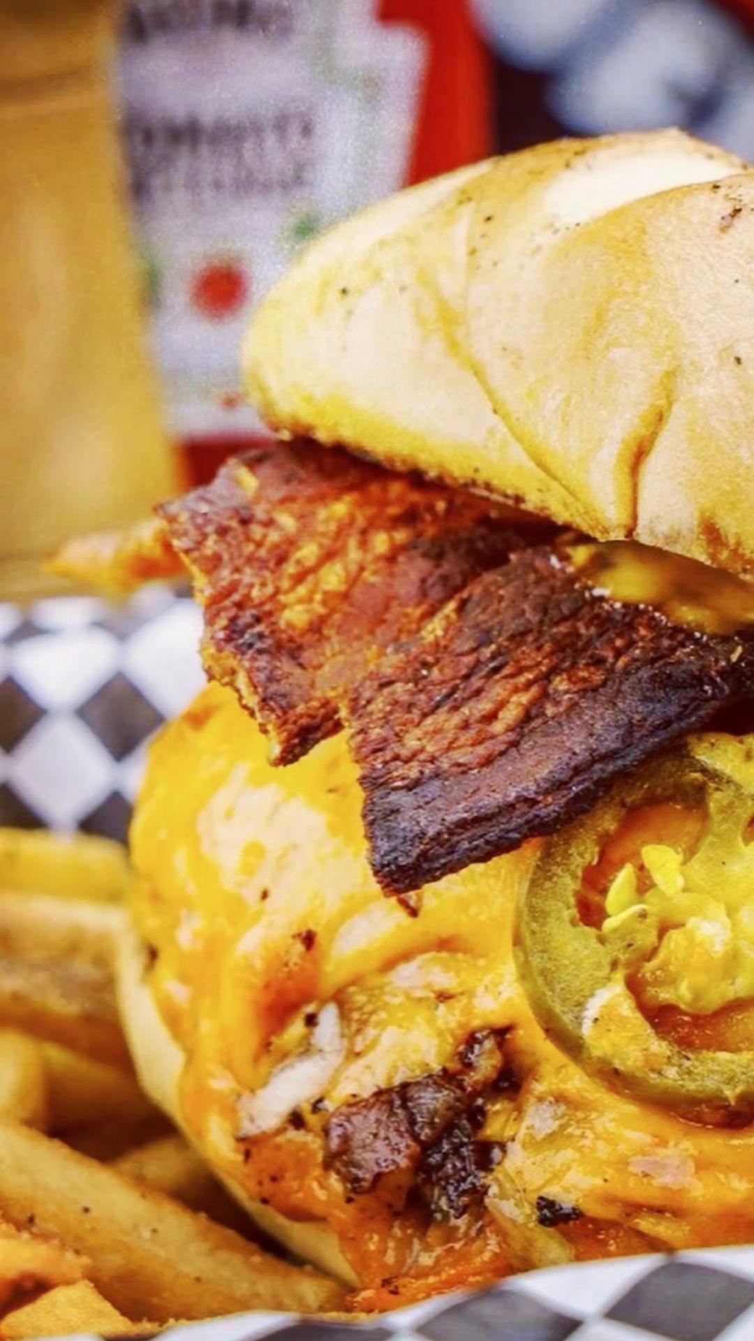 @5pointsdeliandgrill