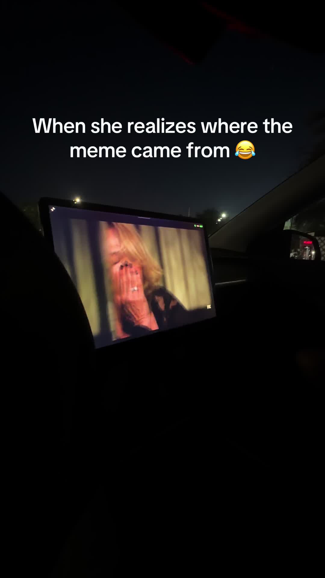 @Ari😏