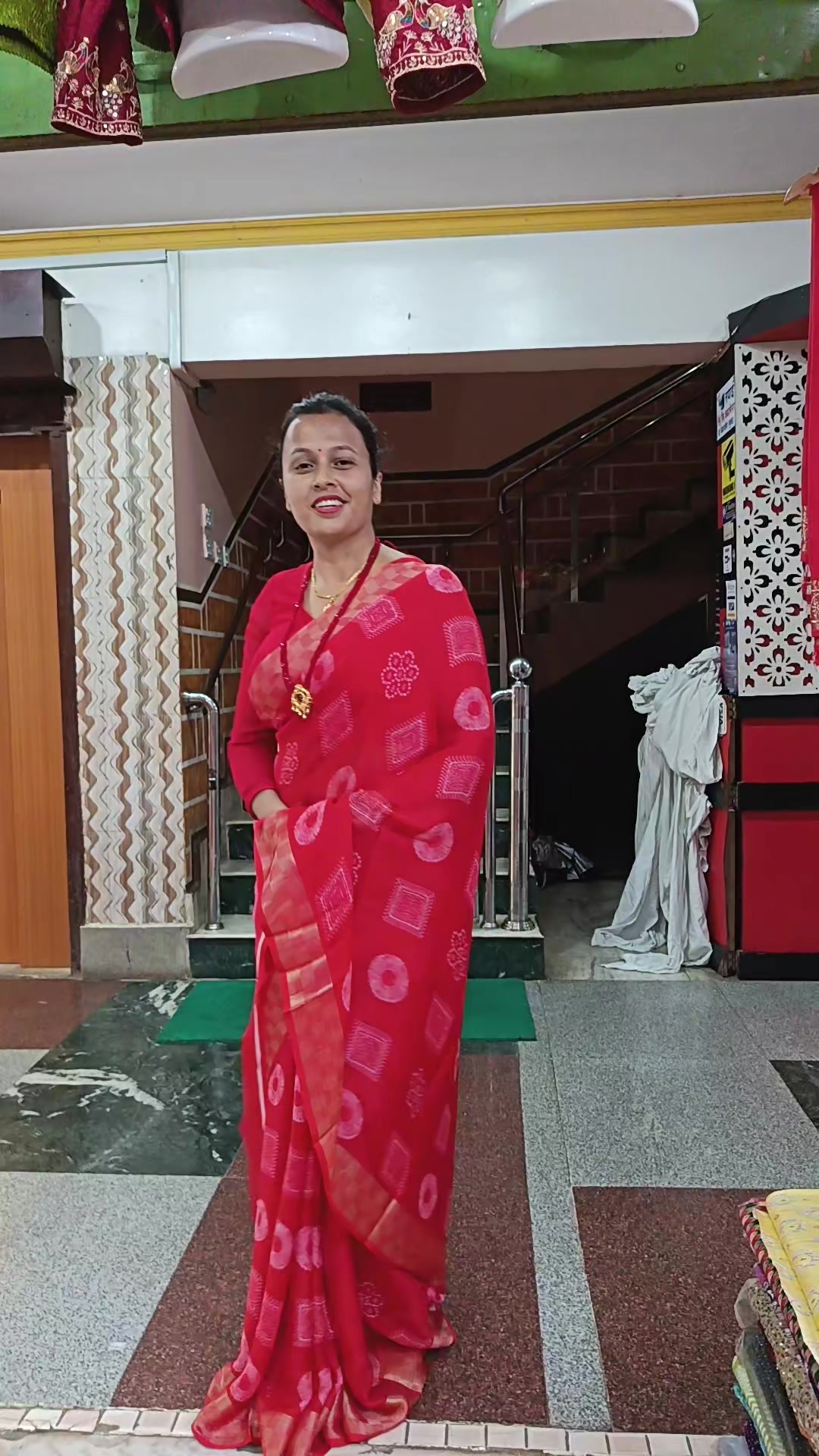 @Durga suits and sadi cente