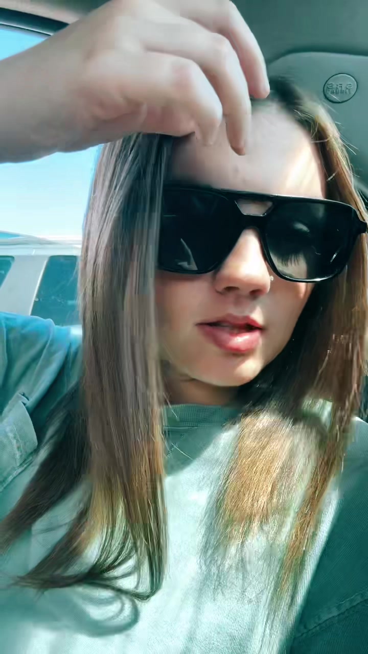 @️Hailey