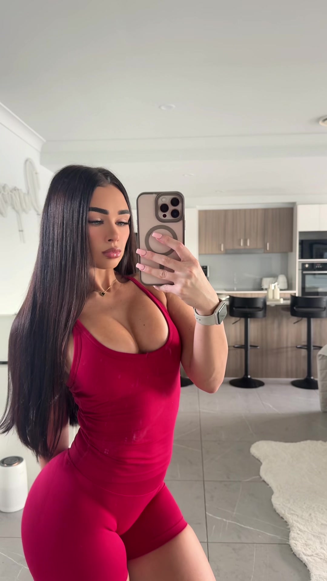 @TIFFANY ROSE