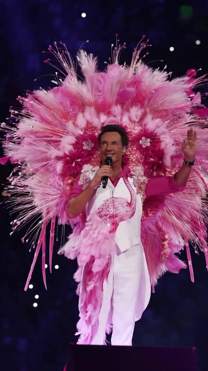 @Gerard Joling
