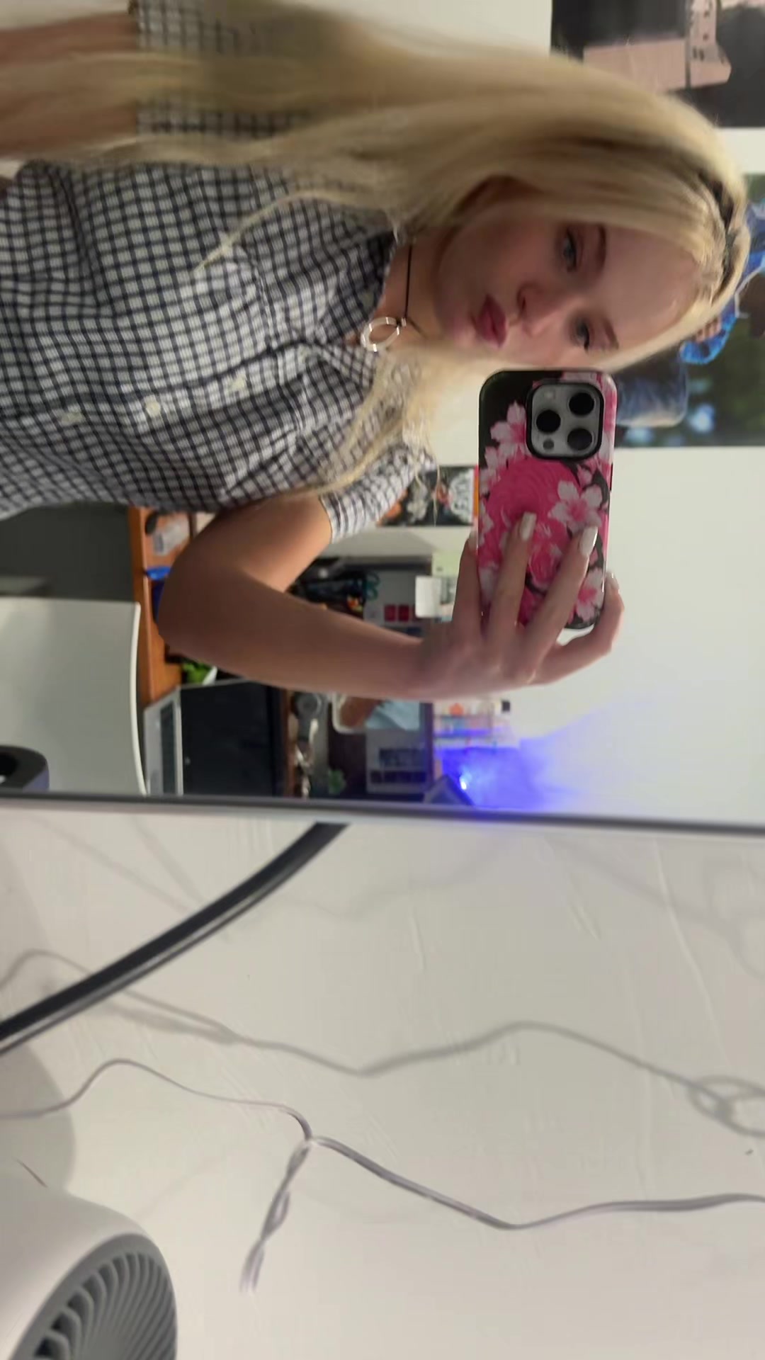 @mia