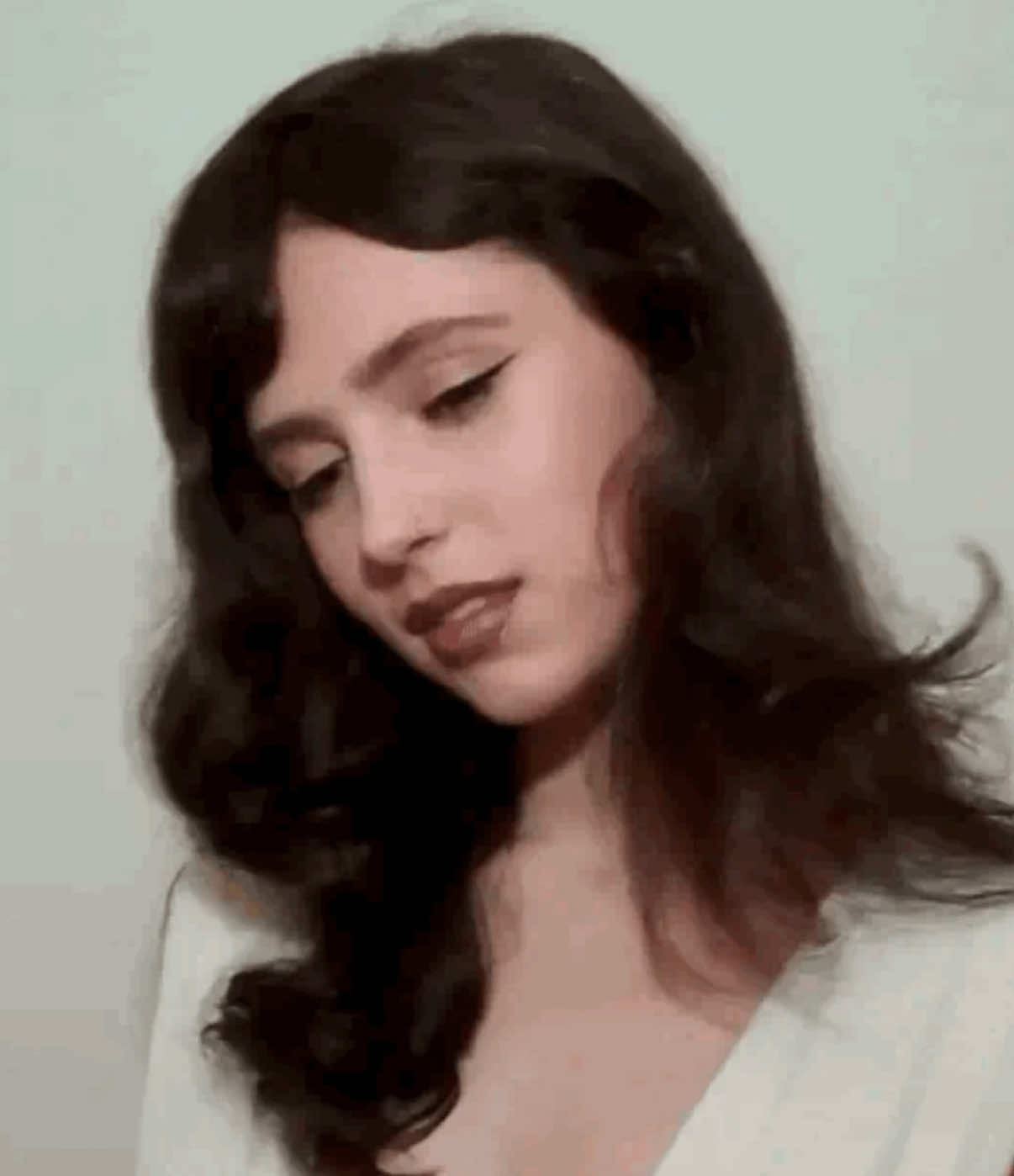 @⃟