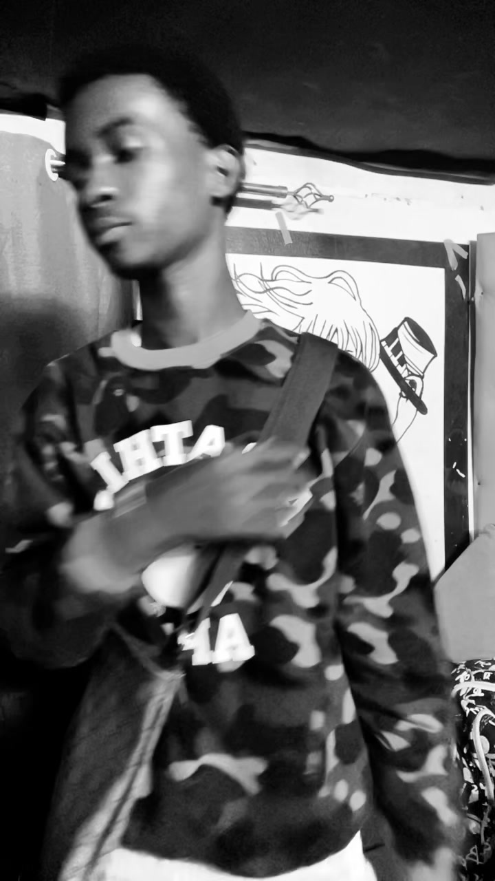 @~ KJL✞♫