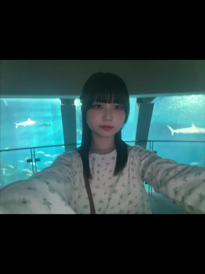 @まひな