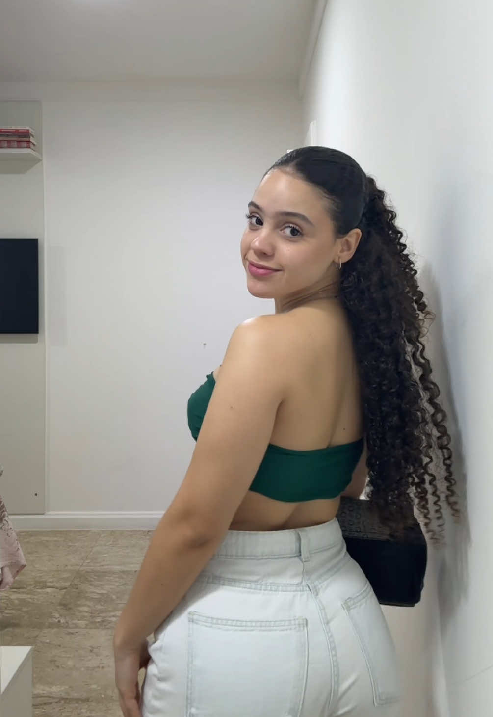 @Ariana