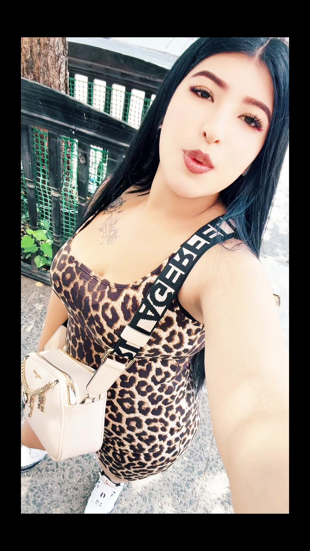 @𝐿.