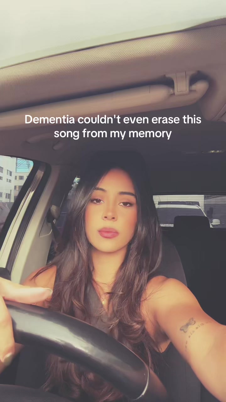 @rebecalderonm