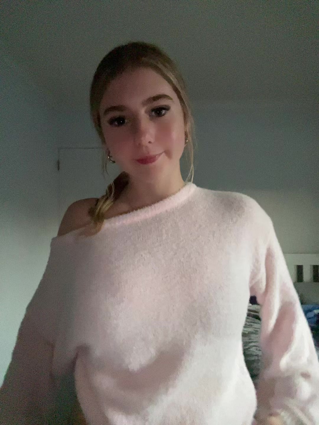@⋆✩ 🎀 𝒦 🎀 ✩⋆