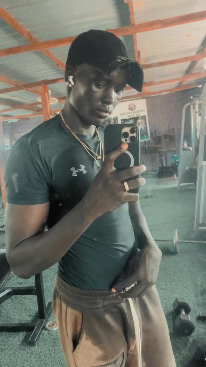 @Coolly🦍🐟🇸🇸