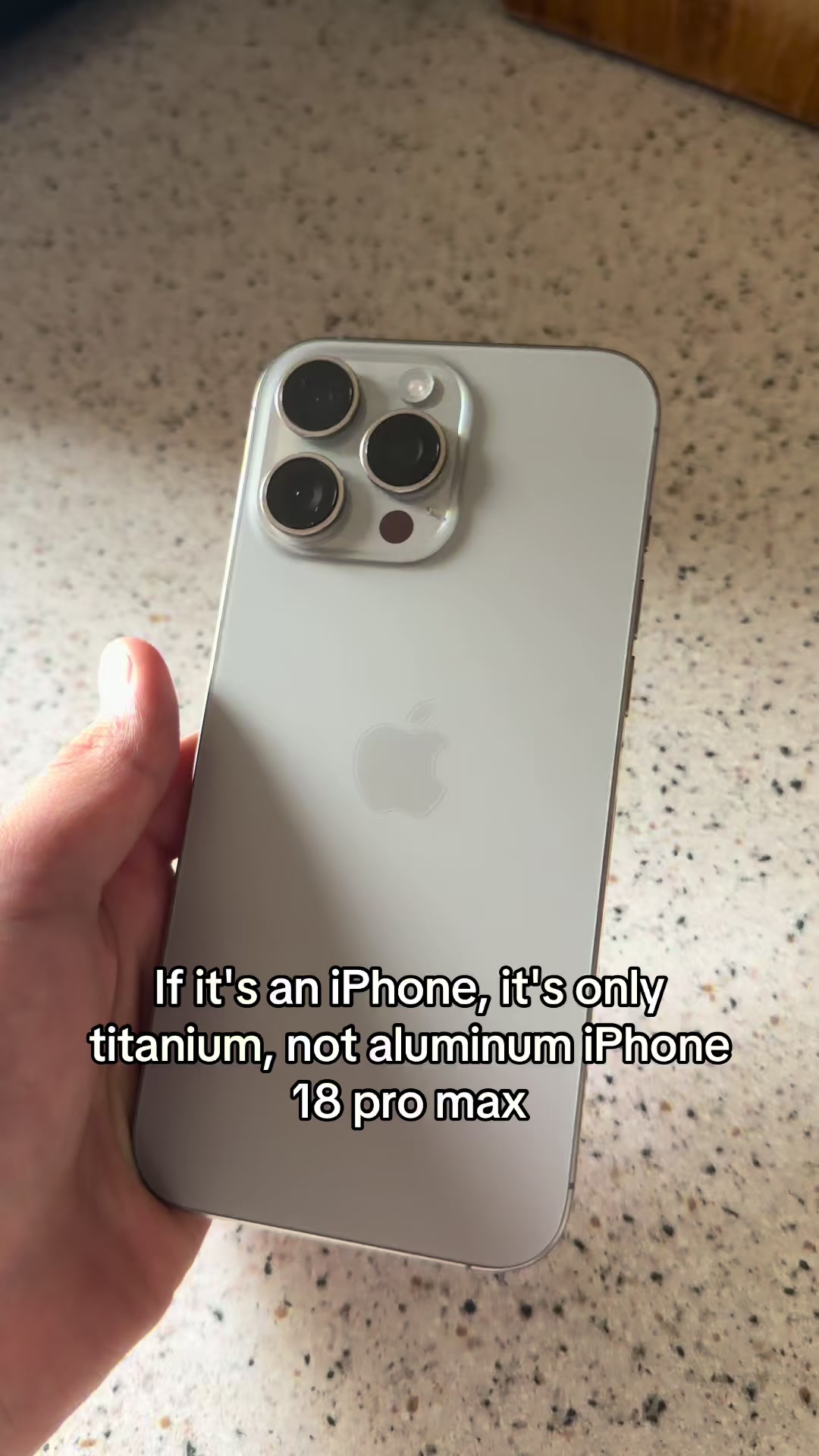 @iPhone 16 Pro Max and S25Ultra
