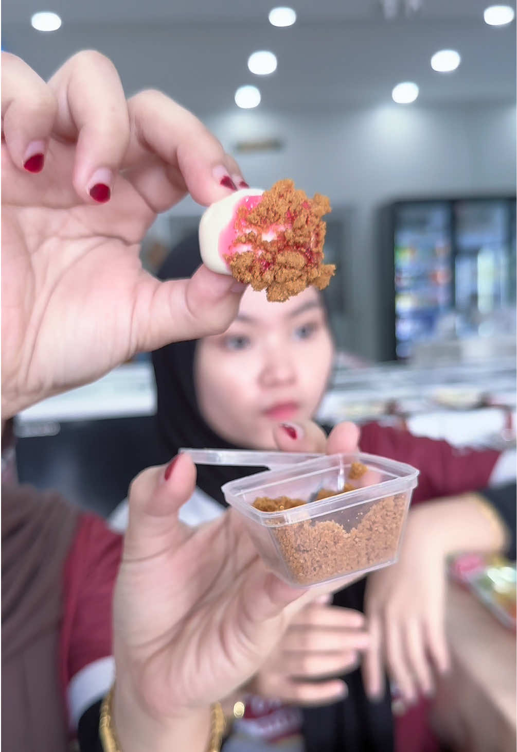 @FoodHunters09
