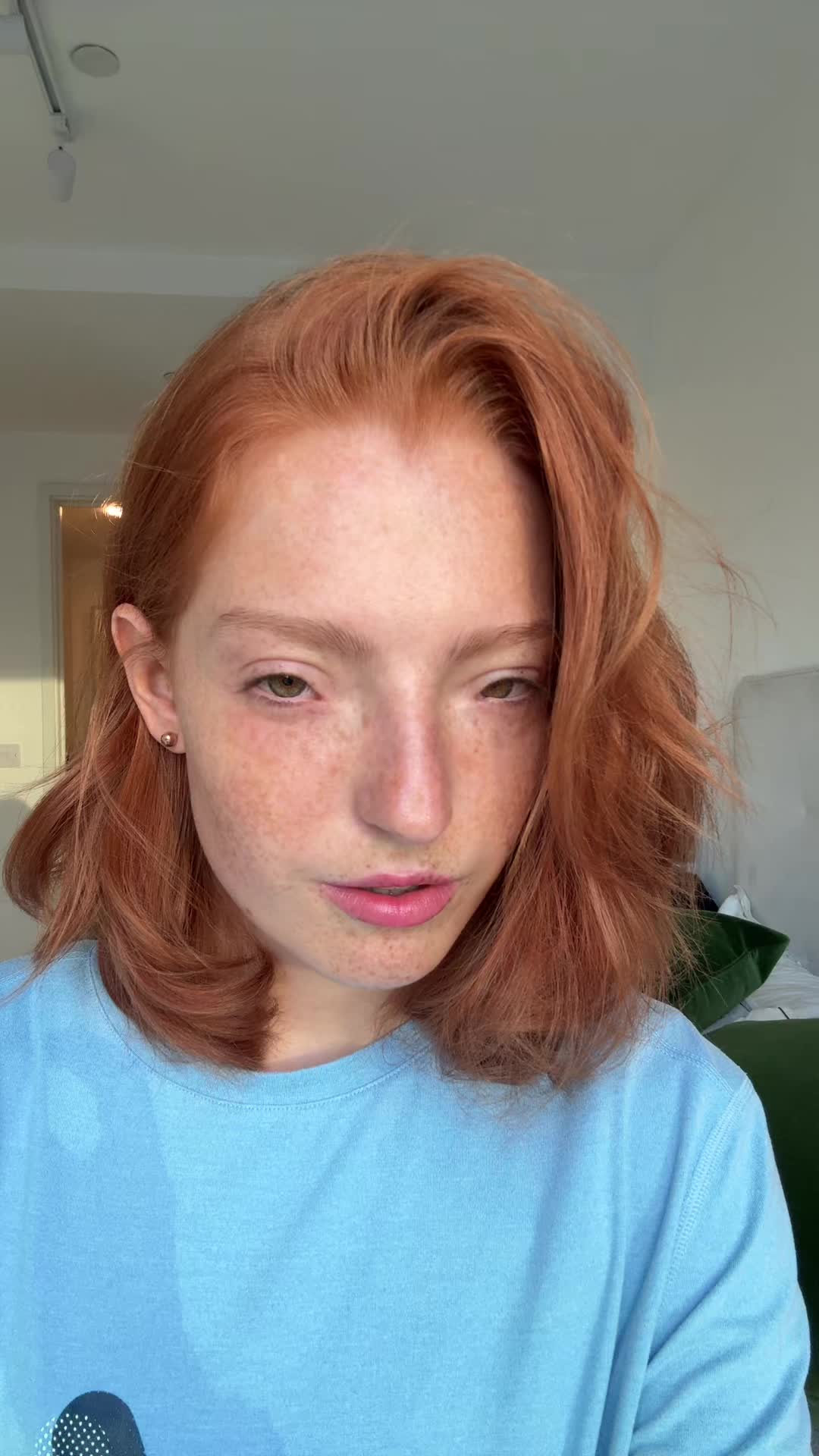 @charlize_fairy