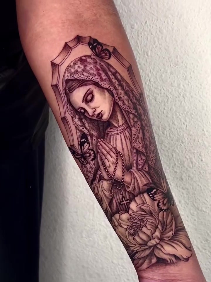 @Inked.By.Liliana