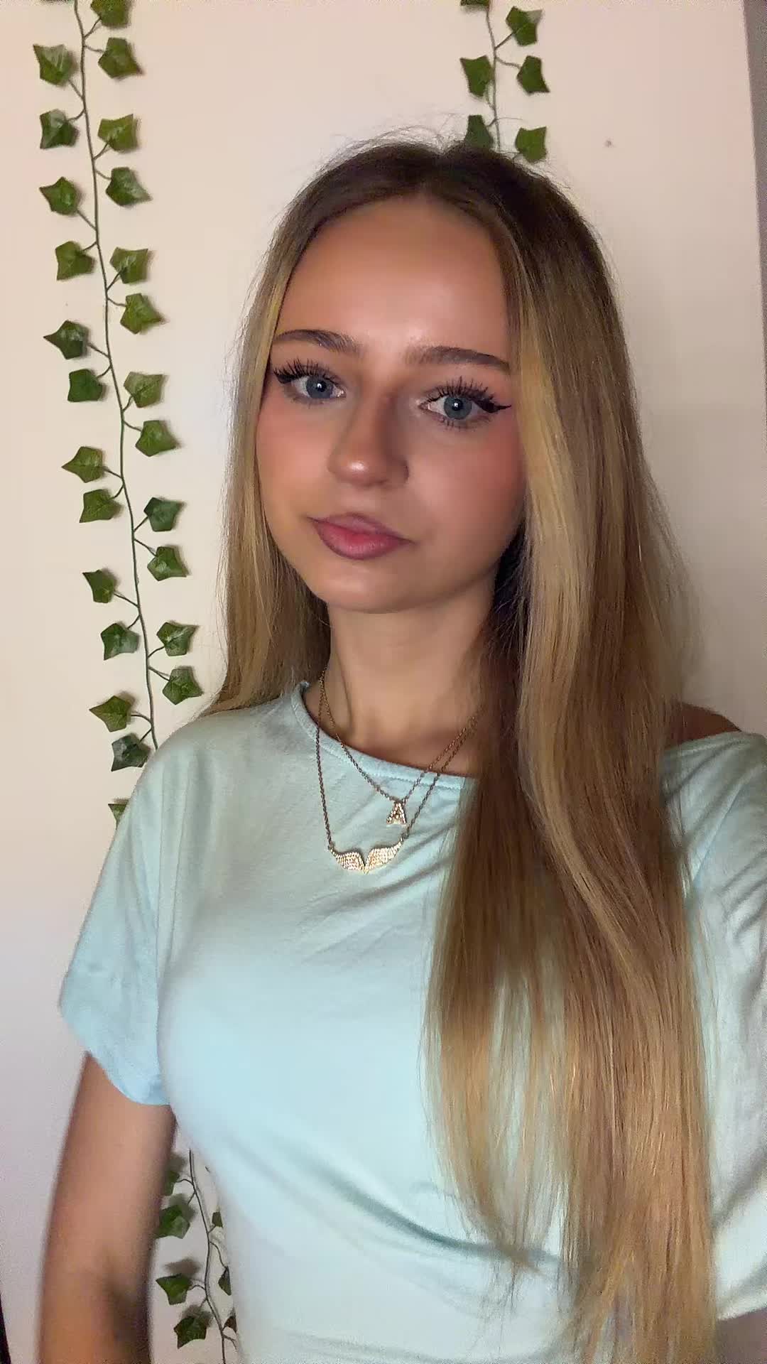 @⋆𝓞𝓵𝓪⋆