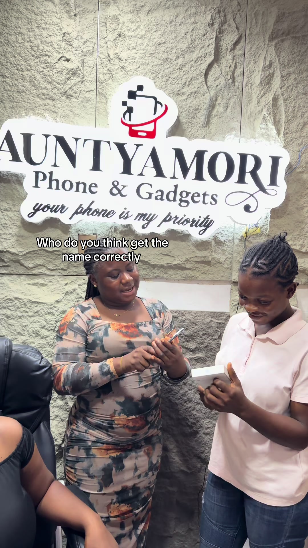 @AuntyAmori_ibadan iphonevendor