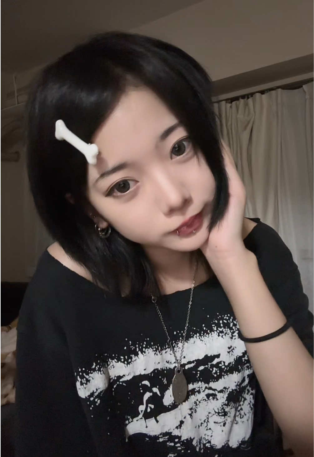 @Aru