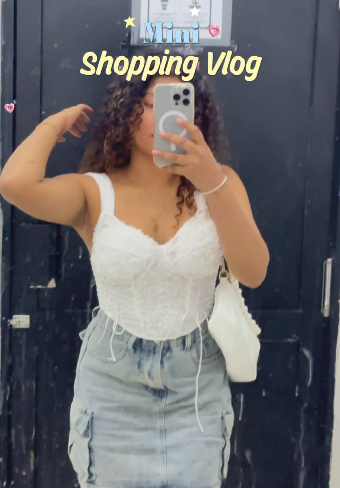 @Minoli Disanayaka | Vlogger 🎀