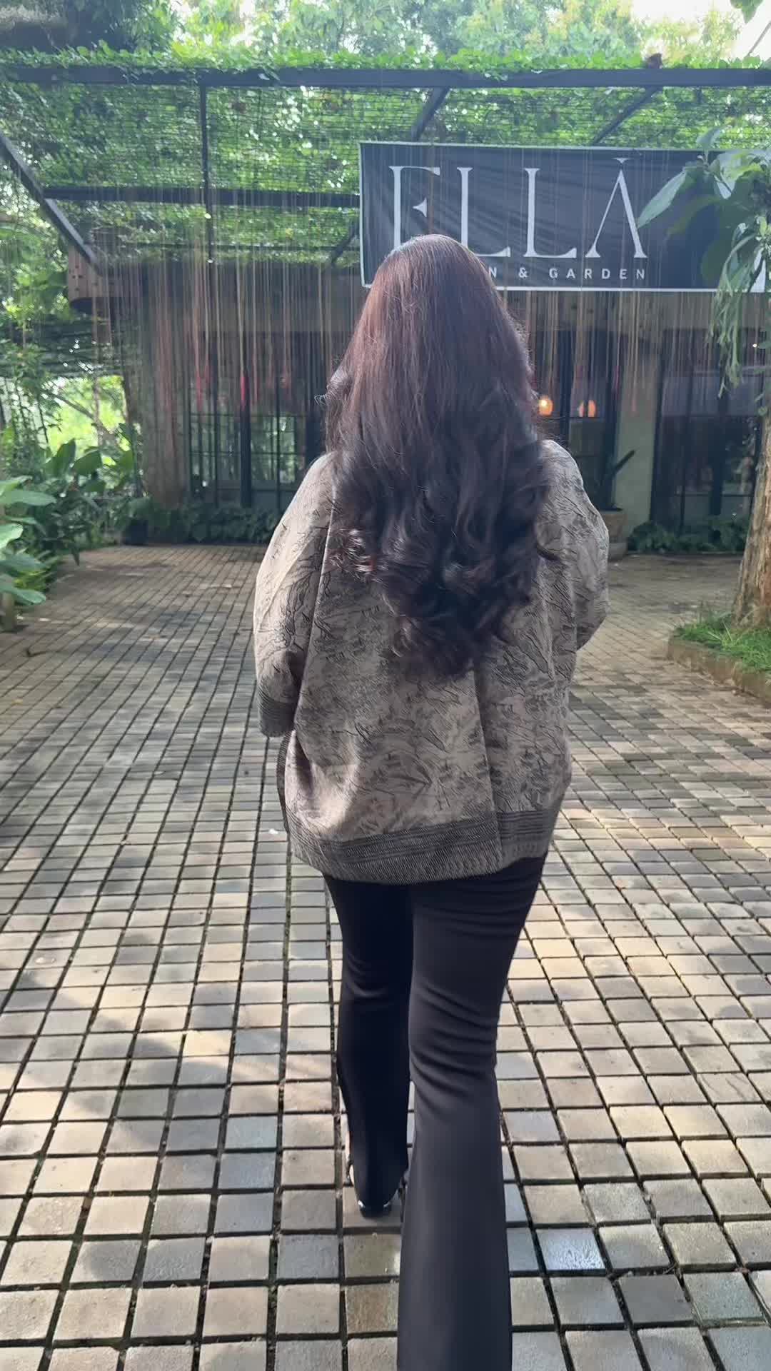 @Redika Junikenty