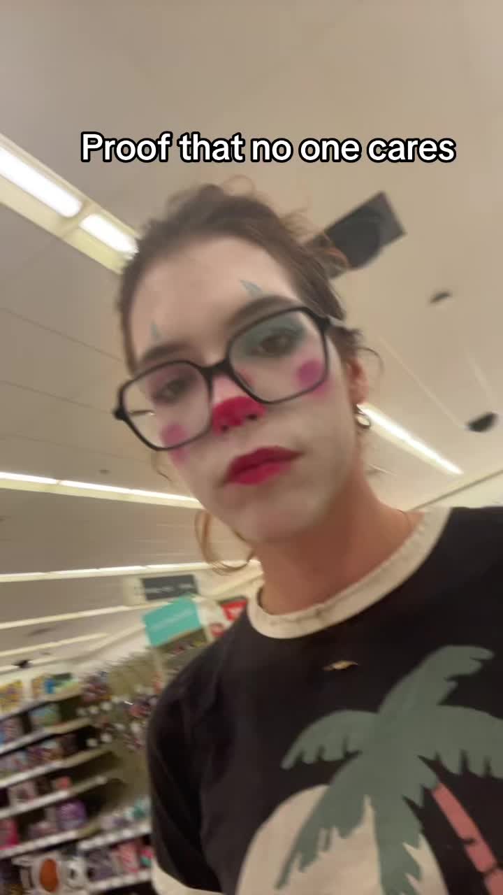 @_thatclowngirl_