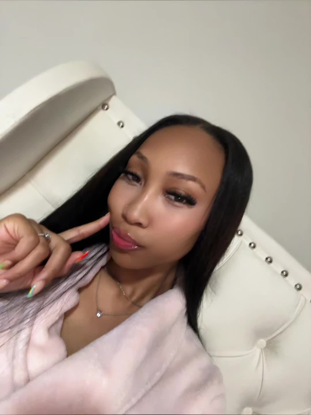 @kiy nicole