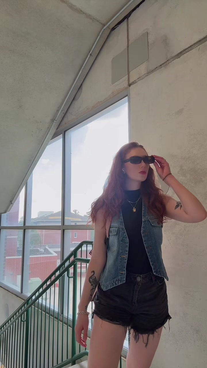 @Izzypop