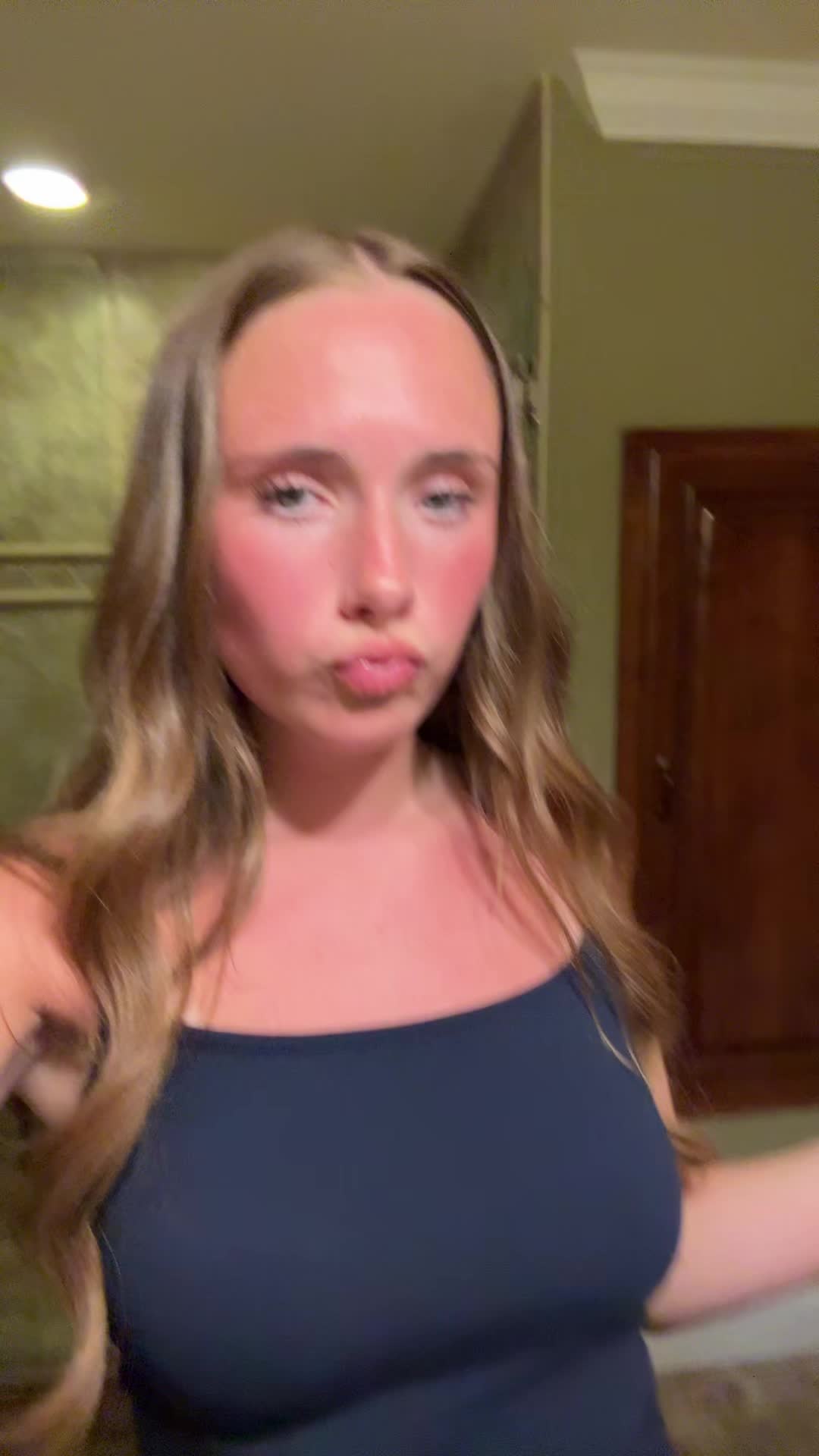 @hii