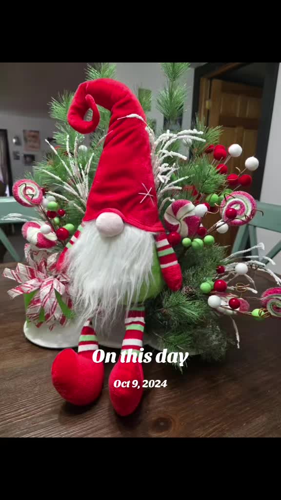 @RosiePosie, WreathsbyRosie❌️