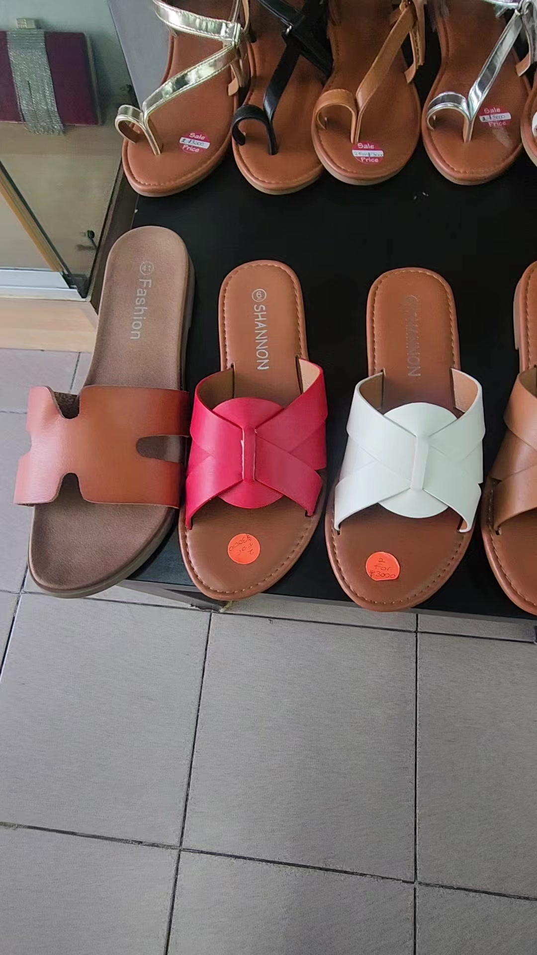 @Sammy's Shoes Store