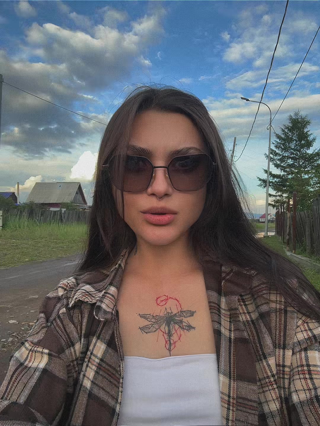 @🦋