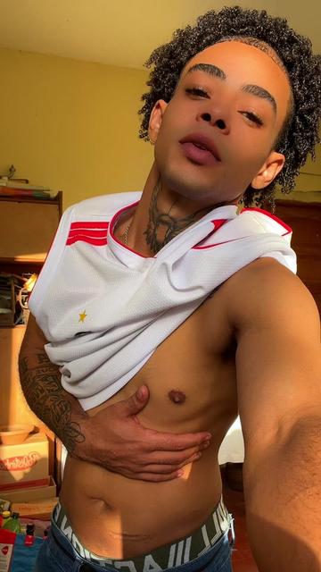 @Tchelinho Silva