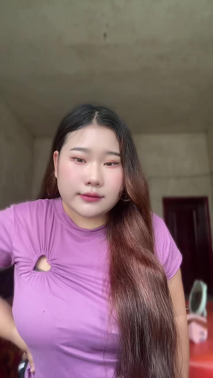 @ນີລາຢ່າງ