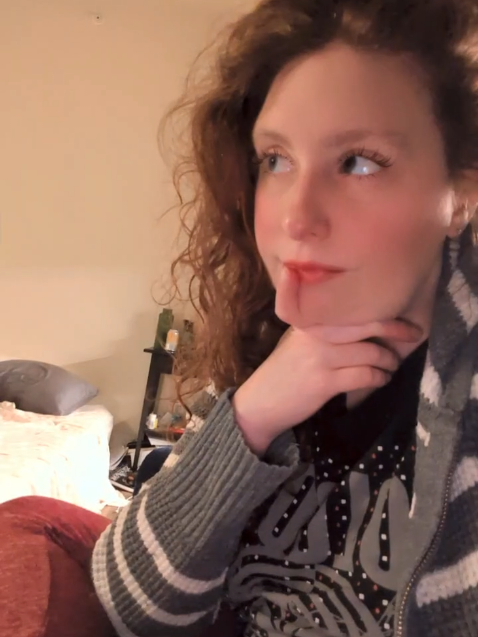 @tinyredhead