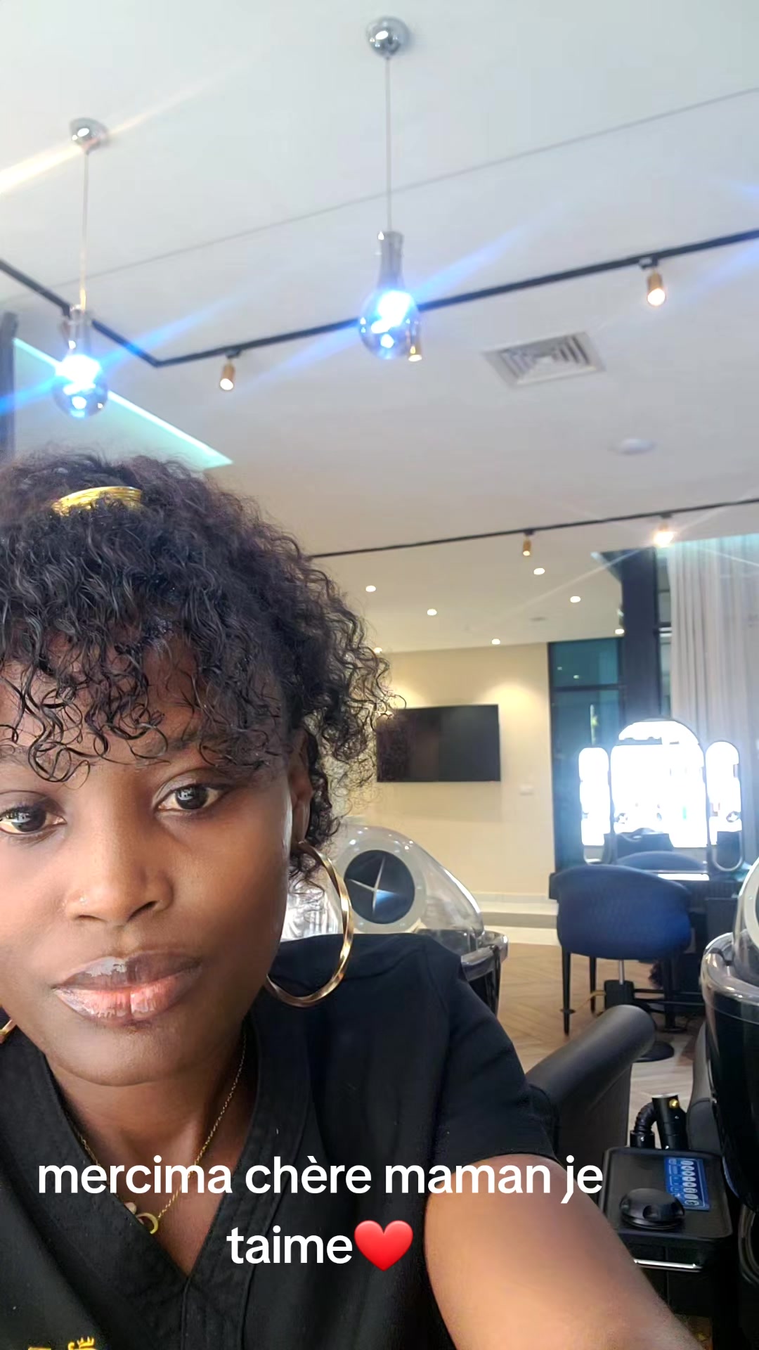 @daphn&eacute; nicole ngah✝️