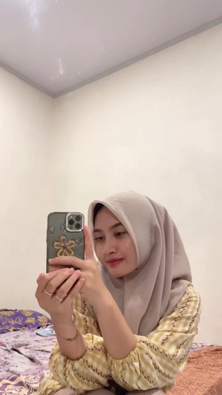 @yulisafv3