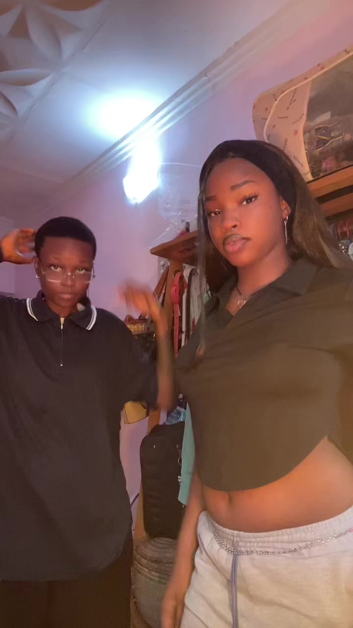 @Your Baes Boo😼🩷✨
