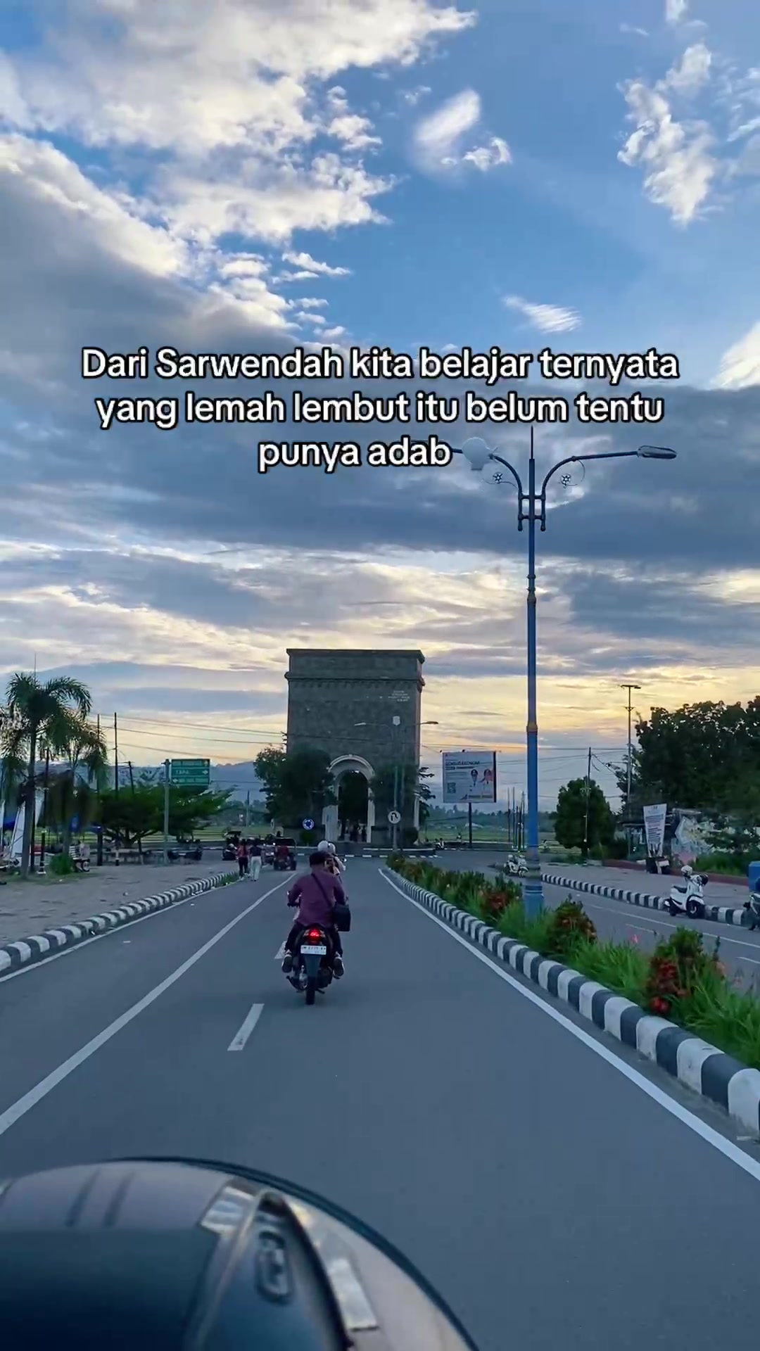 @AyyaSusanti