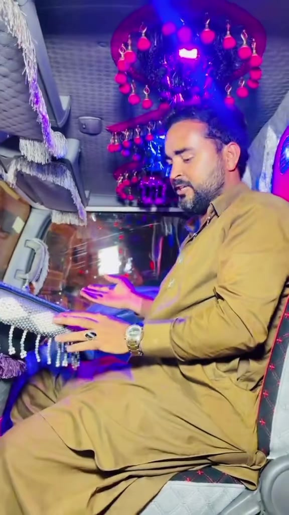 @IRSHAD بونیری 💕