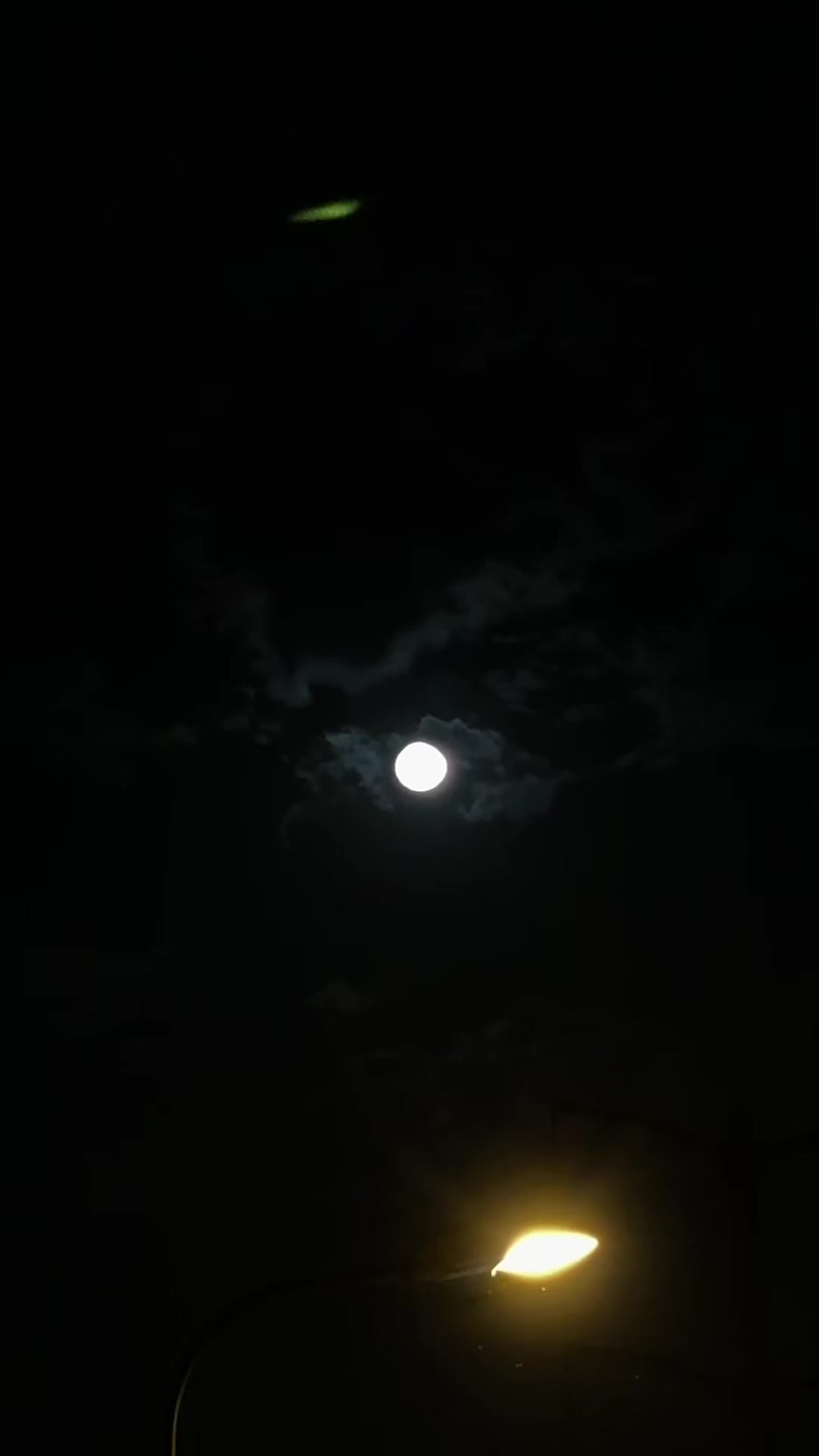 @𝓐🌛